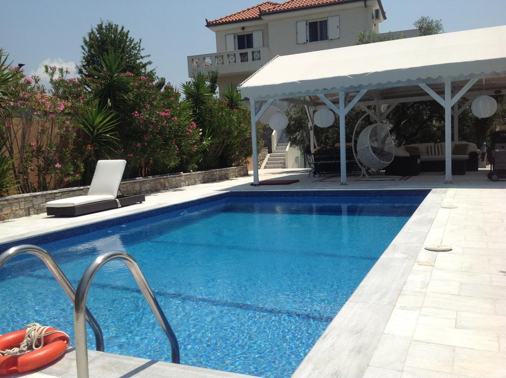Chiqui Luxury Apartments Alónnisos 외부 사진